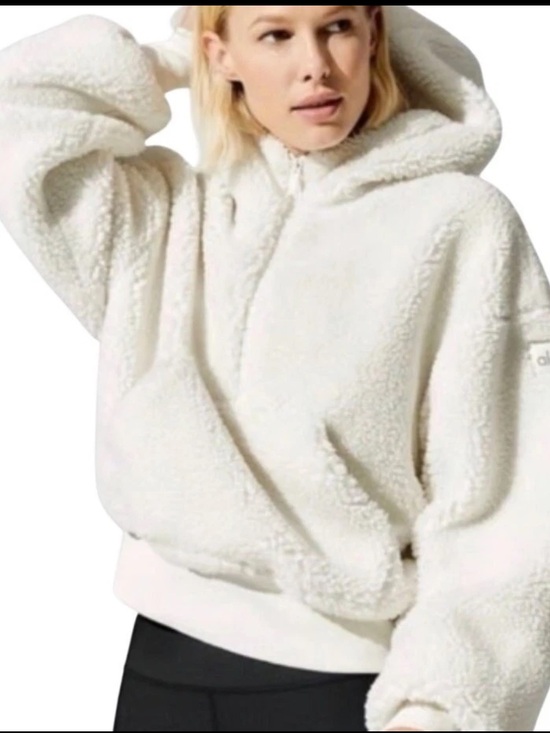 ALO Yoga Jackets & Blazers - ALO Yoga Cream Sherpa Half-Zip Teddy Jacket